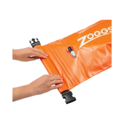 Zoggs Hi Viz Swim Buoy -WasserSportProfi hi viz swim buoy4
